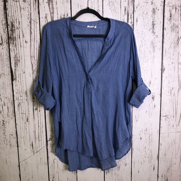 Lush Tops - 🛍 LUSH Blue Half Button Top Large